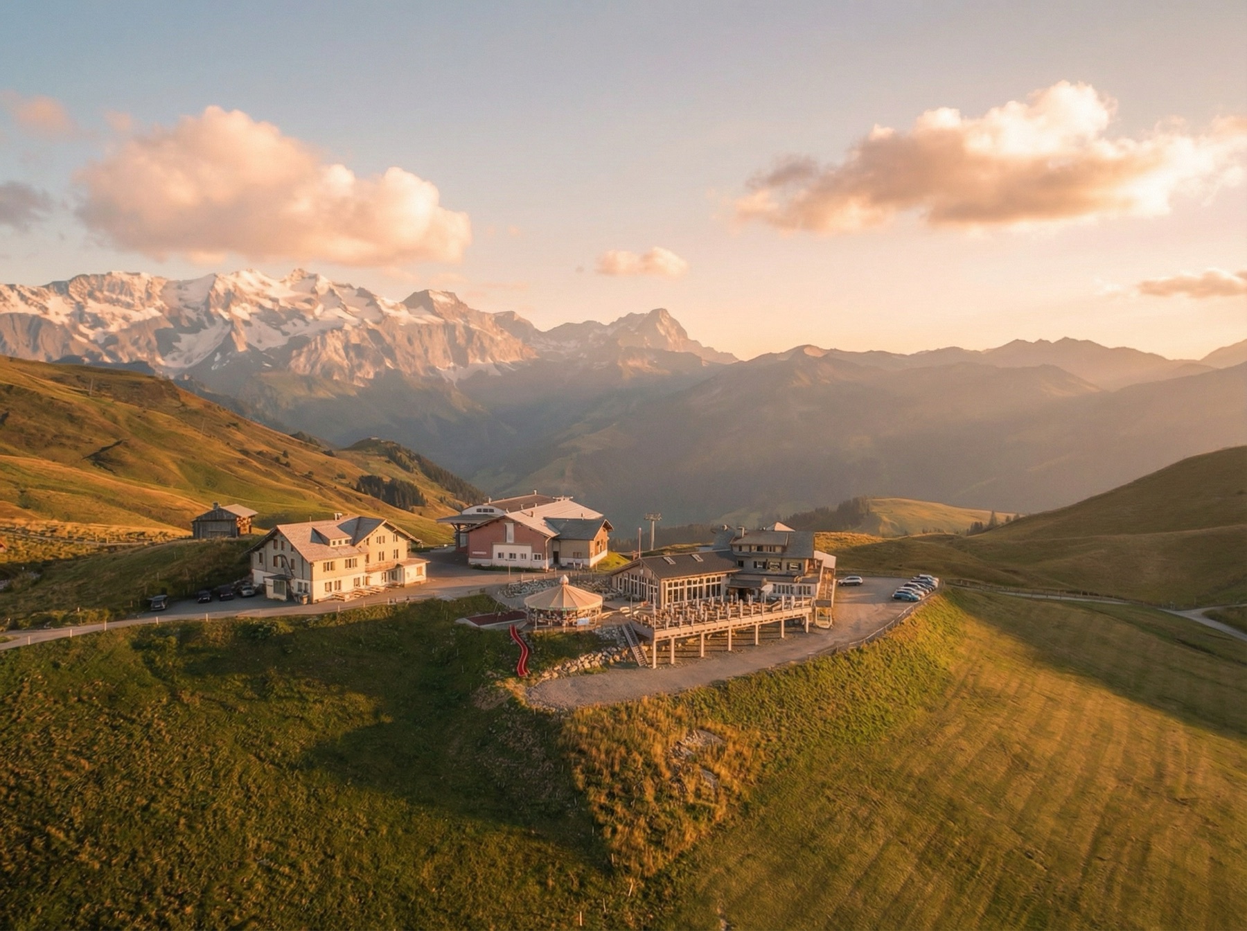 Hotel Hahnenmoos in den Bergen von Adelboden